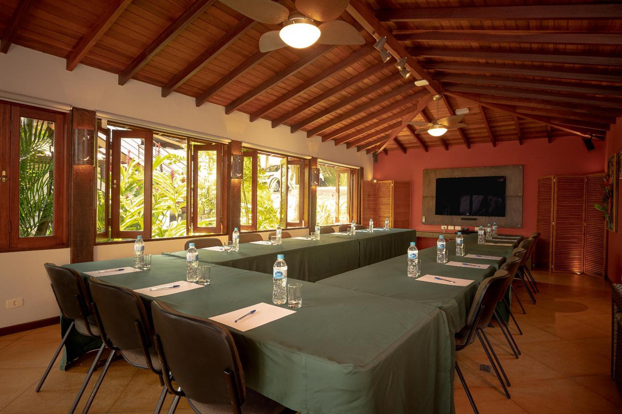 Porto Pacuiba Hotel Ilhabela Bagian luar foto